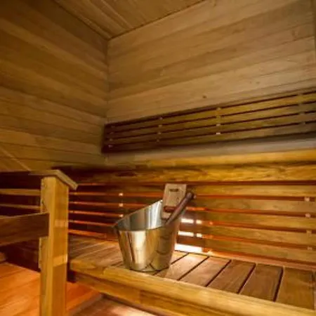 Holiday home Holiday Suites Lakeside 3